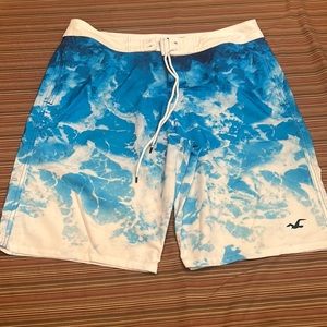 Hollister men’s bathing suit, size 34